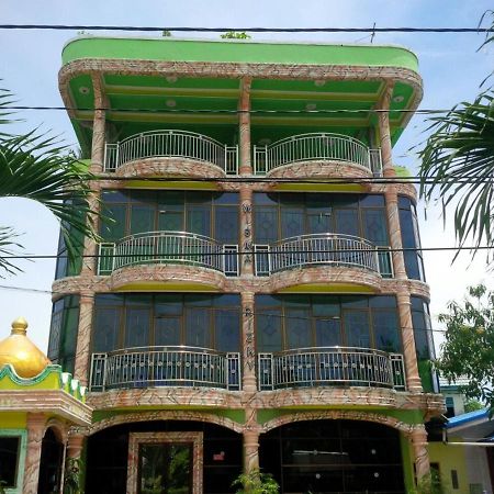 Hôtel Wisma Rizky à Bengkalis Extérieur photo